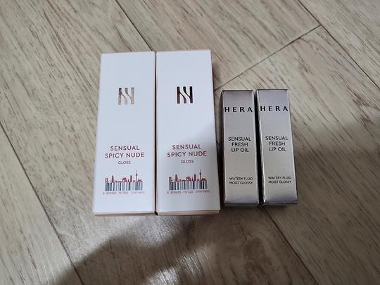 이미지에 맞는 alt값 넣어주세요.