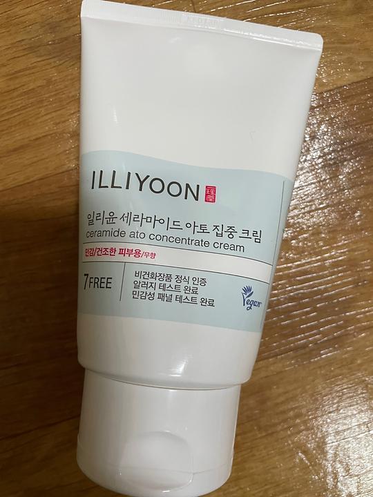이미지에 맞는 alt값 넣어주세요.