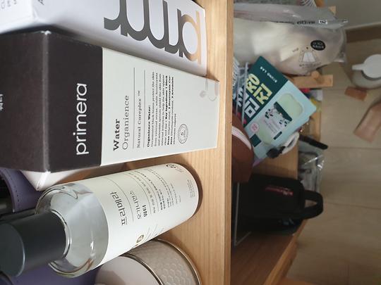 이미지에 맞는 alt값 넣어주세요.